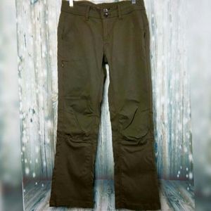 Prana Halle women's size 4 short cargo green